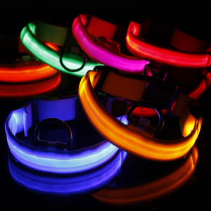Collar de perro Lynpet Multicolor LED con luz, recargable, intermitente, resplandor, nailon sólido oscuro, Animal reflectante, Collar personalizado para mascotas - Product Image 4