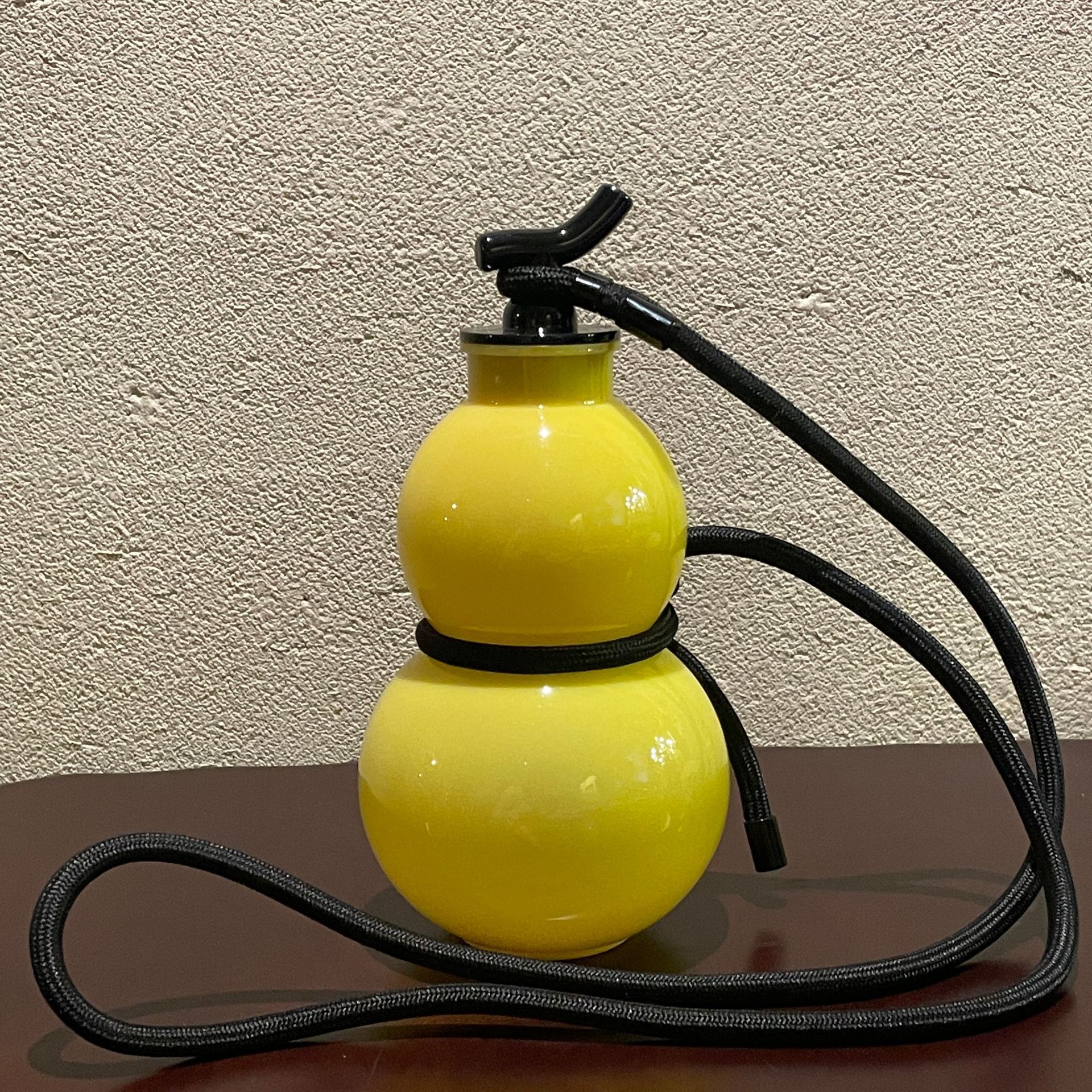Jaune