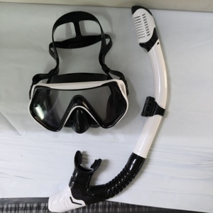 Máscara de Buceo de Silicona Transparente de Gran Calidad con Visión Amplia y Tensión Ajustable, Cubre Nariz, Gafas de Buceo - Product Image 5