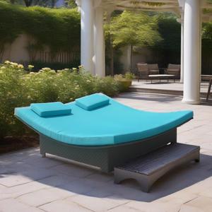 เตียงอาบแดดสำหรับสวนริมสระว่ายน้ำ ทำจากอลูมิเนียมหวายเทียม พร้อมเบาะและหมอน - Product Image 3