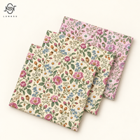 Tissu en voile de coton floral LNS Garden Roselets, popeline, 75 GSM, coton léger tissé pour robes et chemisiers