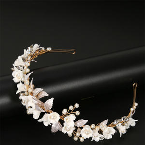 Mahkota Rambut Keramik Berlapis Emas Buatan Tangan dengan Mutiara untuk Pernikahan, Pertunangan, Pesta, Ulang Tahun, Aksesoris Tiara Headband untuk Wanita - Product Image 6