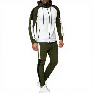 Ensemble de survêtement respirant, vêtements d'entraînement athlétique personnalisés, survêtement de sport pour homme, survêtement de sport à capuche pour homme, jogging, sport, exercice - Product Image 1