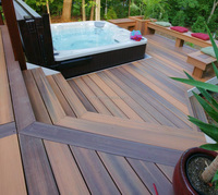 Planches de terrasse extérieures imperméables en WPC Co-Extrusion Bois Plastique Composite Plastique Terrasse en bois pour usage extérieur