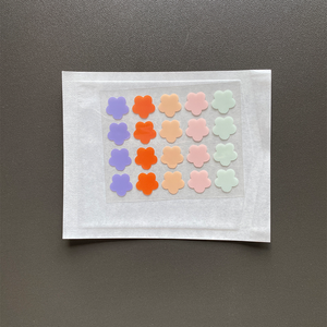 Fabricant de patchs anti-acné hydrocolloïdes, patchs anti-acné portables en forme de fleur pour le <span class=keywords><strong>traitement</strong></span> de l'acné - Product Image 2