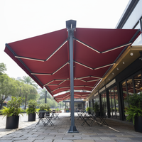 Store banne rétractable double face en aluminium moderne grande taille, personnalisable, électrique et pliable, pour restaurant et usage commercial