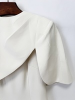 A12532 Robe de cocktail élégante, sans bretelles, à volants, style bandage, longueur genou
