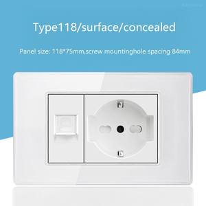 Prise murale double USB type C en verre trempé, norme allemande, avec interrupteur et trois prises de courant - Product Image 4