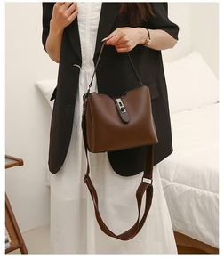 新款女士手袋中国制造畅销定制商务女式斜挎包 - Product Image 2