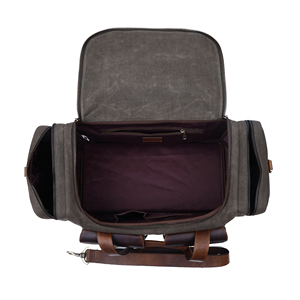 Sac de voyage léger de luxe en cuir véritable de haute qualité, idéal pour les voyages, le sport, la gym et les aventures en plein air, disponible à la vente - Product Image 4
