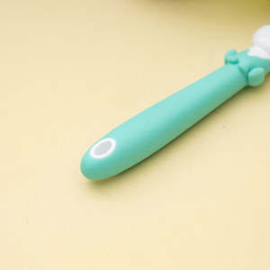 Brosse à dents à poils doux en forme de tête de lapin ou d'ours, avec poignée confortable, pour l'hygiène buccale des enfants à domicile, marque privée - Product Image 3