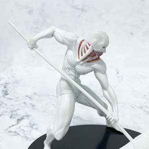 Figura de Colección de Anime Ataque a los Titanes, Figura de Acción del Titán Martillo de Guerra - Product Image 1