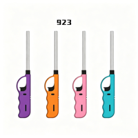 Briquet torche souple rechargeable en plastique promotionnel de Chine avec logo personnalisé, alimenté au butane pour usage extérieur