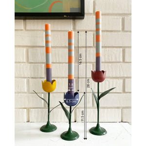 Ensemble de 3 bougeoirs en acier en forme de tulipe, design floral coloré, décoration d'intérieur - Product Image 2
