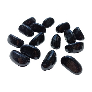 Marbres de verre de feu solide en forme de noix de cajou noire pour la décoration industrielle et de jardin - Product Image 1