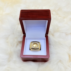 En stock CABRA chapada en oro y trofeo Kids League Football Championship Tournament <span class=keywords><strong>con</strong></span> <span class=keywords><strong>cadena</strong></span> GOAT Champion Ring - Product Image 6