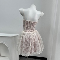 Nouveau design dentelle florale licou couleur unie robe de soirée Sexy dos nu mince poisson os court blanc femmes Mini robe