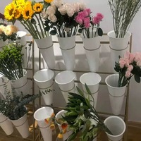 Support de Présentation Floral Multi-Niveaux Réglable en Plastique et Acier Écologique, Étagère de Fleuriste, Étagère de Conditionnement et de Culture des Fleurs, Mariage