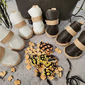 Zapatos de Lujo para Perros Lulu <span class=keywords><strong>Louis</strong></span> con Logotipo de Marca de Moda en Cuero, Botas de Diseñador para Perros Pequeños, Medianos y Grandes - Product Image 3