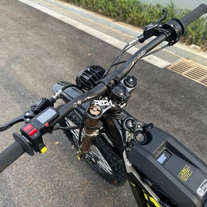 2025 Light Bee X blanc vélo de route électrique Suron LBX rue modèle juridique 8000W route Ebike Suron vente vélo électrique Dirt Bike - Product Image 4