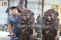 Statues de lion en laiton grandeur nature pour l'artisanat en métal à vendre sculpture de lion en bronze pour l'entrée de la porte d'entrée
