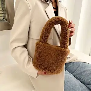Bags New Evening Purses And Fancy Bags India Box 2023 Trendy Winter Woman Plush Small Handbags Unique Design Lady Bucket UY510