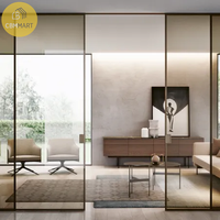 Portes coulissantes doubles en bois modernes CBMmart à fermeture amortie pour usage extérieur/intérieur dans les villas et projets de construction