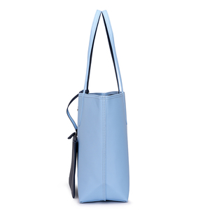 Le Fourre-Tout Est Fabriqué à Partir de Deux Côtés en PVC de Haute Qualité, et Connecté à un Portefeuille - Product Image 2
