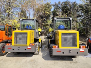 Chargeuse frontale compacte LW160FV 1,6t, 0,75 m³, diesel haute efficacité, avec <span class=keywords><strong>godet</strong></span> de terrassement en option, <span class=keywords><strong>godet</strong></span> 4-en-1 et balayeuse routière - Product Image 2