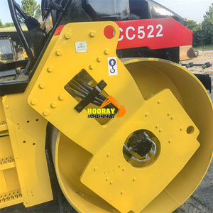 Rouleau compresseur à pneus Dynapac d'occasion CA301D CA251 CA30D CC421 CC522, monocylindre, moteur 75KW, pompe à engrenages, modèle 2018, puissance 50kN, acier vibrant - Product Image 5