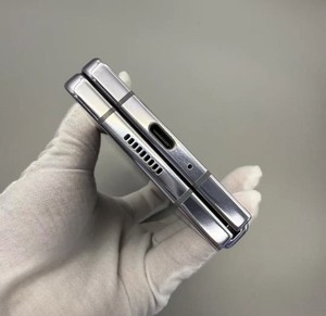 All'ingrosso 99% nuovo Fold6 versione globale USA sbloccato 5G Smartphone 3G/4G/LTE spagnolo operativo 5 <span class=keywords><strong>cellulare</strong></span> Fold6 - Product Image 2