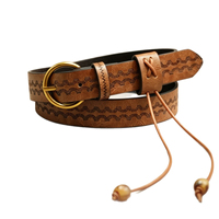 Damen Casual Vintage Bohemian Taillengürtel mit Gravur, PU-Riemen, Legierungsdornschließe, Perlen und Quasten, 2,8 cm breit, für Cottagecore-Outfits