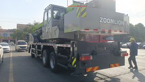 Camión grúa de 50 toneladas ZOOMLION ZTC500A en <span class=keywords><strong>alquiler</strong></span> - Product Image 2