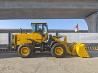 China 3-Tonnen-Frontlader LG936L Radlader Kleiner Lader mit Schneepflug und Straßenkehrmaschine zum Verkauf