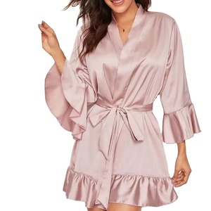Nuovi Vestaglie <span class=keywords><strong>da</strong></span> Sposa Personalizzate 2026 in Raso con Volant per Damigelle e Spose, Vestaglie Plus Size, Pigiami Sexy <span class=keywords><strong>da</strong></span> Donna - Product Image 1