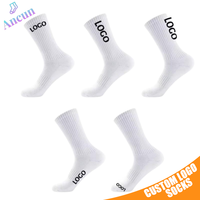 Chaussettes de Sport Personnalisées Logo Emballage Chaussettes Hautes Blanches Tricotées pour Hommes