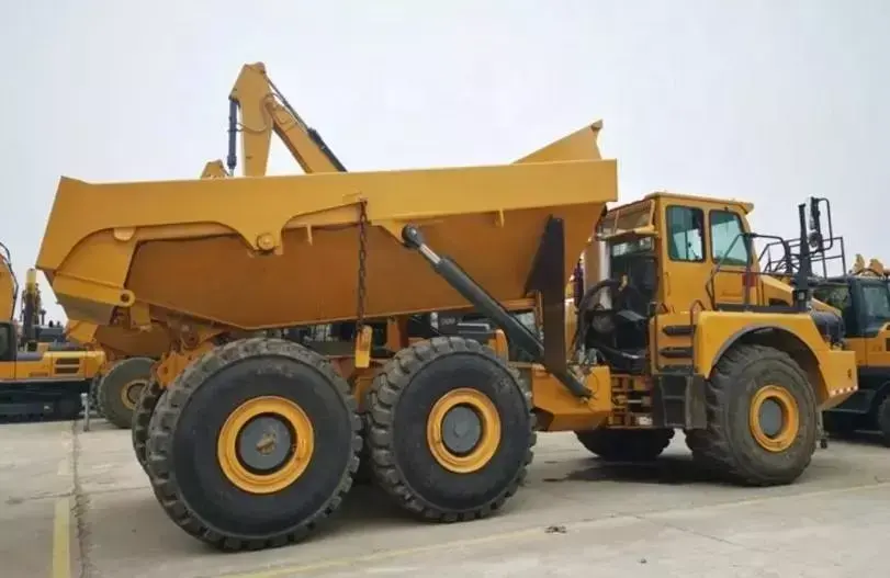 Brand new 30 ton dump truck XDA30 articulated dump truck For Mining site and loading goods