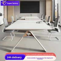 Table de conférence moderne en bambou avec chaises, mobilier de bureau commercial, boîte à câbles intégrée, capacité de 6 à 12 personnes