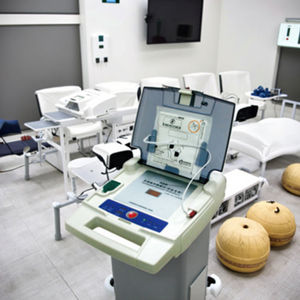 <span class=keywords><strong>Défibrillateur</strong></span> automatique - Product Image 4