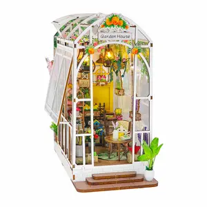 Assemble Toys Garden House Bookends 3D Wooden Puzzle Wooden Puzzles DIY Miniature Dollhouse