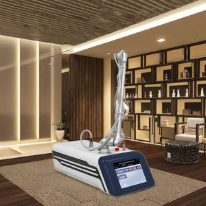 Escaneo láser de CO2 Rejuvenecimiento vaginal Eliminación de cicatrices de acné Eliminación de estrías Máquina láser de CO2 fraccional 10600nm - Product Image 1