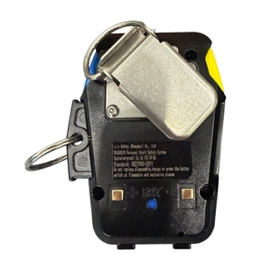 Système d'alerte personnel Ayon DSU (Disaster Distress Signal Unit) avec alerte à volume élevé pour les situations d'urgence, les chutes et les alertes d'inactivité - Product Image 4