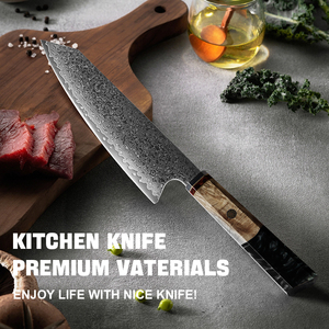 Couteau de cuisine professionnel KitchenBliss Kiritsuke, 67 couches, VG10, couteau de chef japonais en acier Damas avec manche en bois et résine noire - Product Image 4