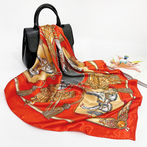 Sciarpa grande quadrata da donna sciarpa in raso di seta stampata cavallo fazzoletto di Design di marca di lusso 90x90cm Bandana sciarpa testa in Malesia - Product Image 2