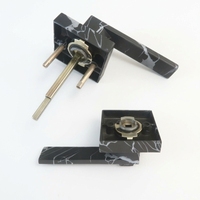 Serrure de porte robuste à triple verrouillage en alliage d'aluminium avec poignée à levier pour porte en bois