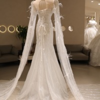 Robe de mariée sirène de luxe grande taille en satin et mousseline, ornée de perles florales, style princesse, avec traîne chapelle