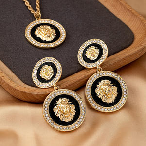 Ensemble collier boucles d'oreilles tête de lion exagérée pour femme - Product Image 4