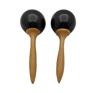 Maracas noires en gros avec manche en bois naturel, instrument de percussion Orff, sonnette à main pour performance - Product Image 1