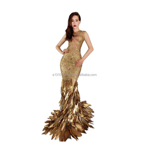 Abito da Sera da Donna <span class=keywords><strong>di</strong></span> Alta Qualità con Strass Scintillanti e Piume Dorate per Feste - Product Image 1