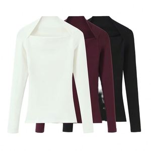 เสื้อยืดแขนสั้นผ้าแจ็คการ์ดสีขาว ระบายอากาศได้ดี เหมาะสำหรับฤดูร้อน คอวีลึก แต่งระบายลูกไม้ สไตล์ลำลอง ใส่ทำงานได้ ติดกระดุมด้านหน้า - Product Image 1